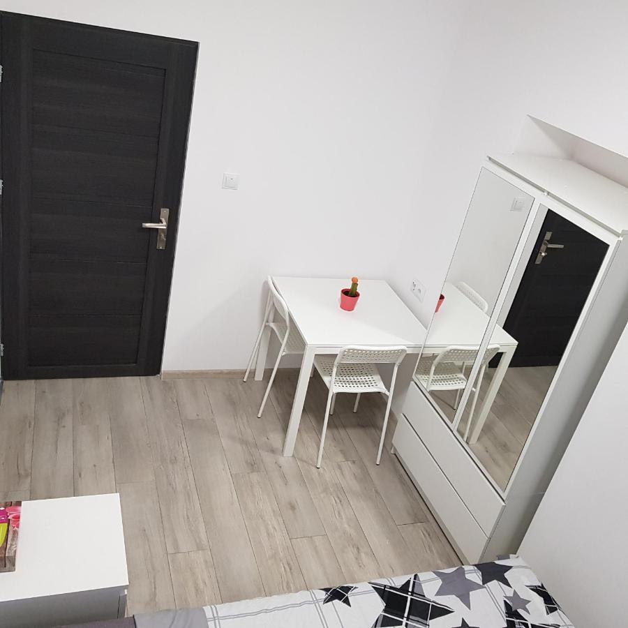 Mirrorroom Pl Downtown Βαρσοβία Εξωτερικό φωτογραφία